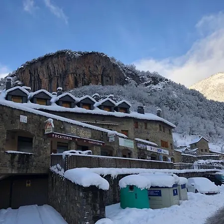 Marbore Apartman Torla